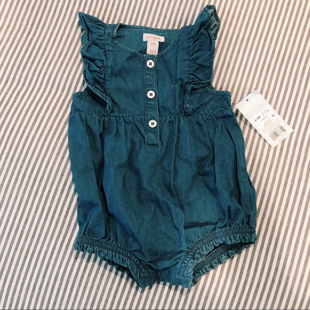 NWT Cat & Jack bubble romper